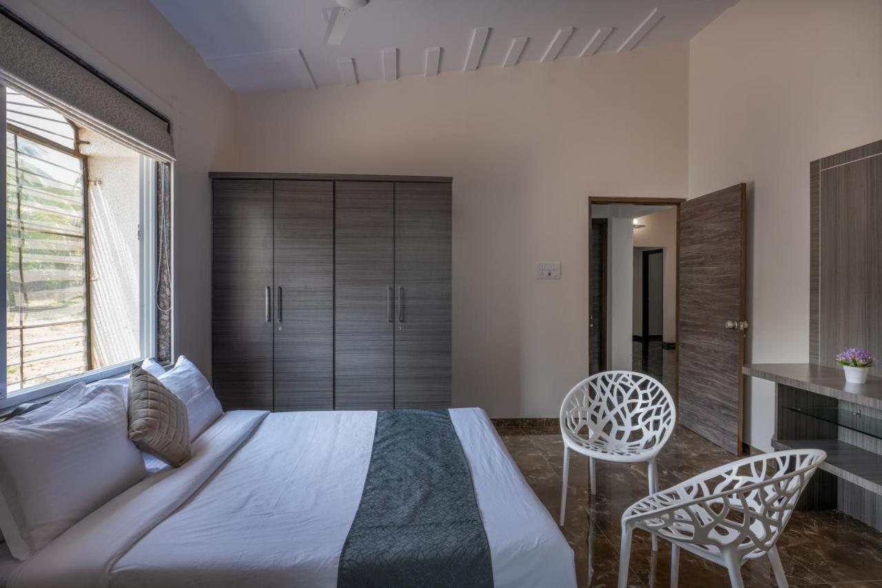 Hillrock Resort & Villas, Neral-카르자트 외부 사진