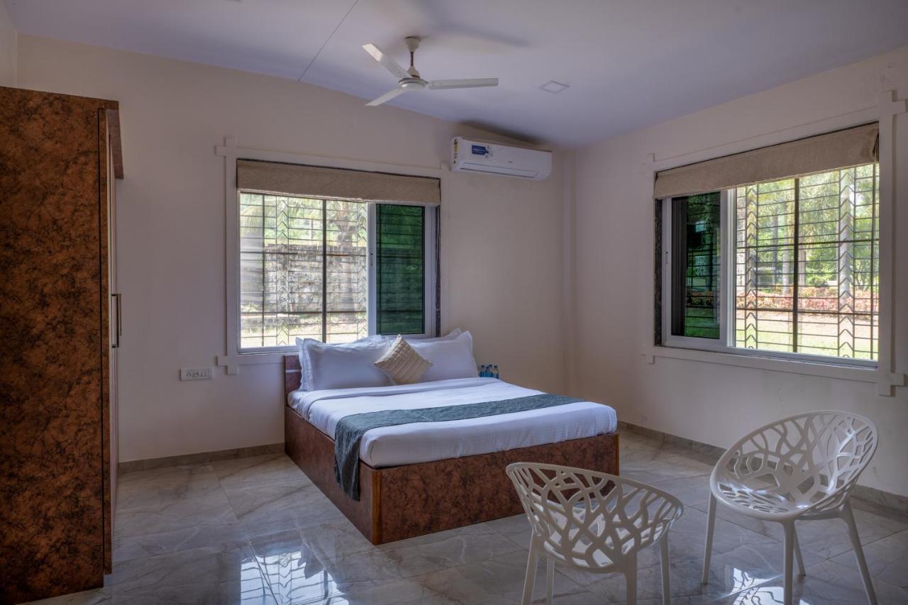 Hillrock Resort & Villas, Neral-카르자트 외부 사진