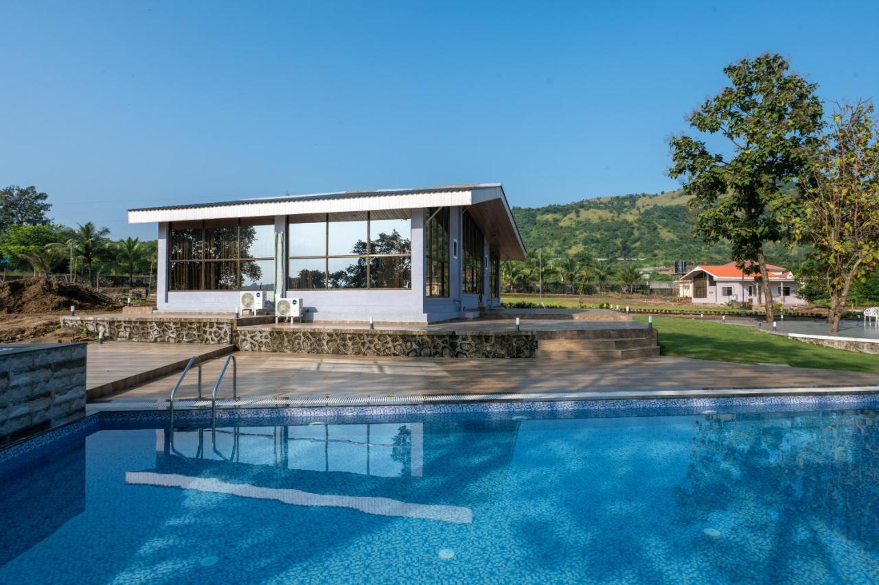 Hillrock Resort & Villas, Neral-카르자트 외부 사진