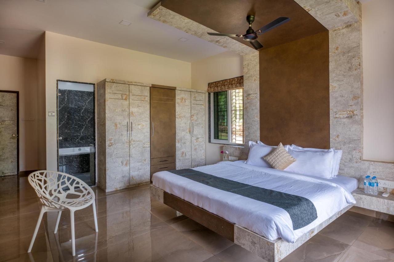 Hillrock Resort & Villas, Neral-카르자트 외부 사진